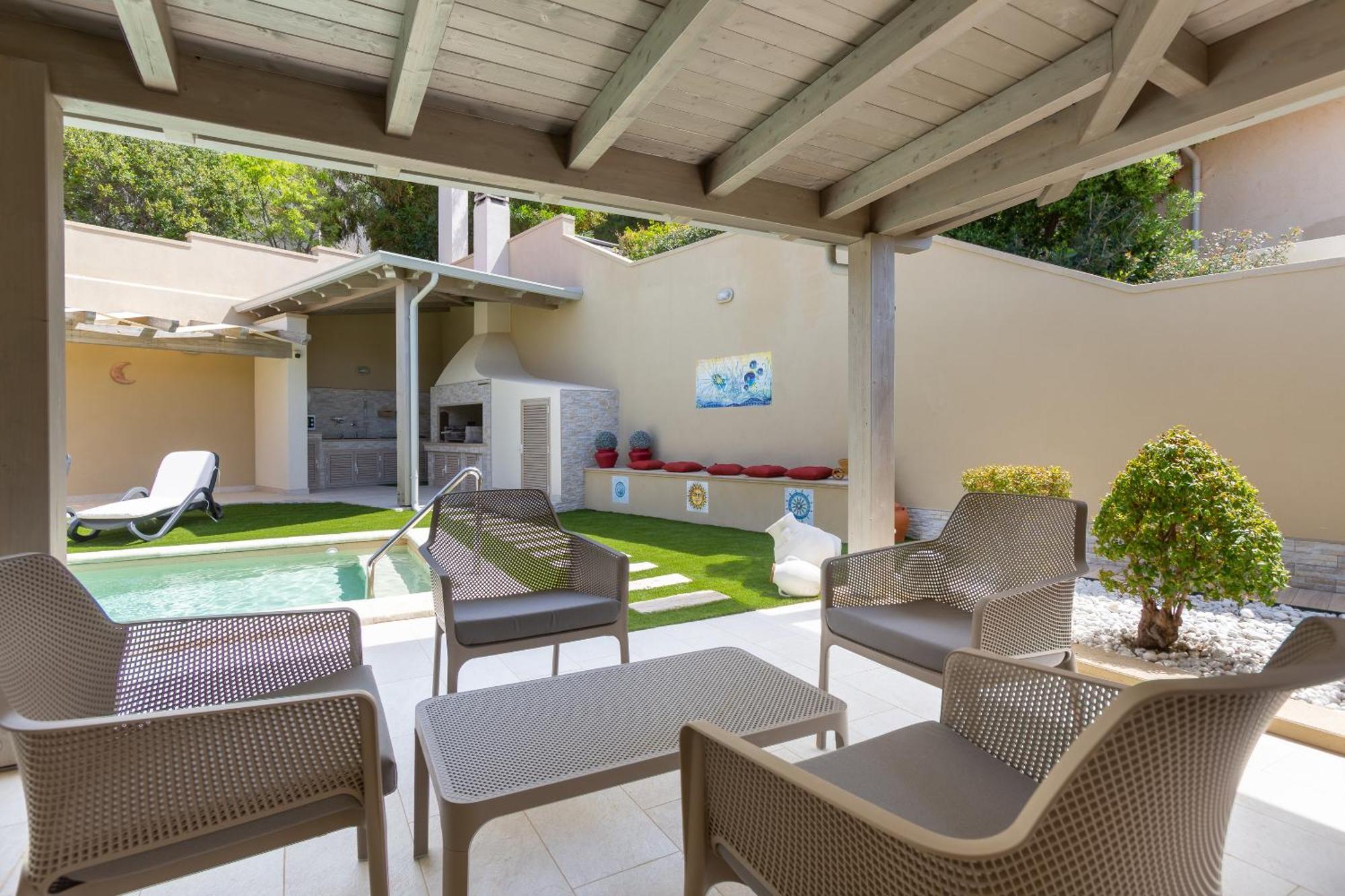 Villa Rachele 2 Private Pools