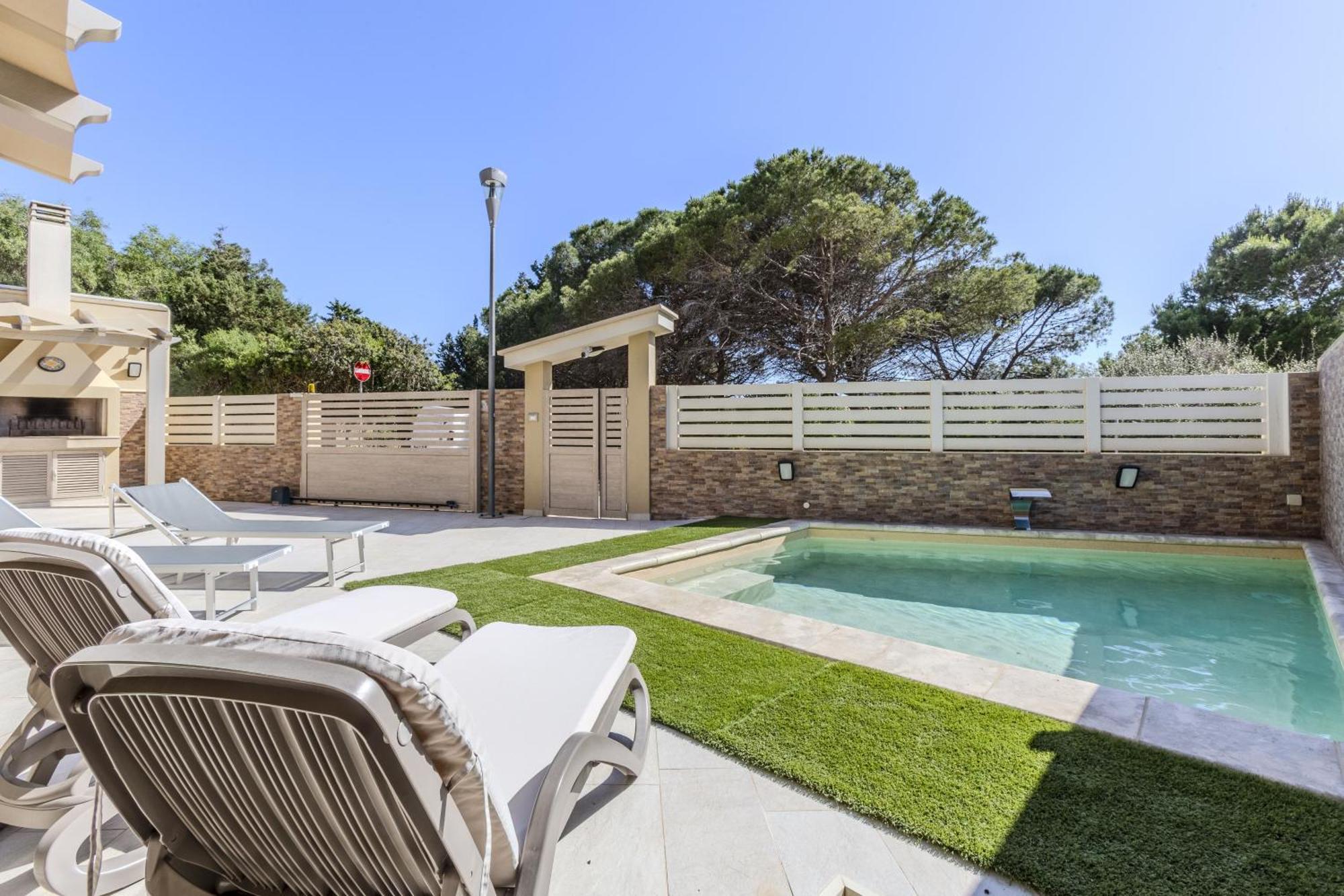 Rachele 2 Private Pools Villa Porto Pino